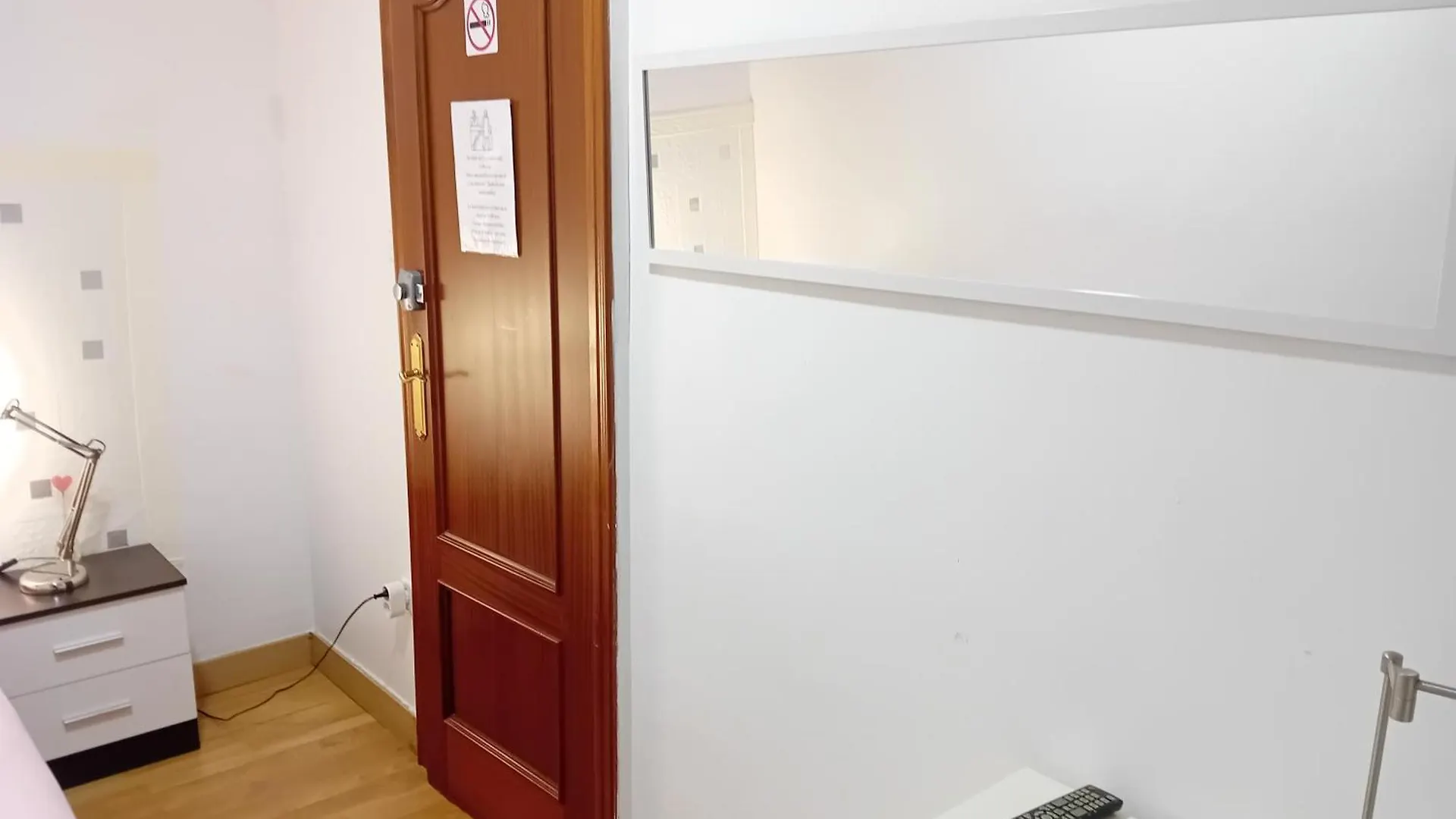 Apartamento Compartido Excelente Ubicacion El Prat de Llobregat Séjour chez l'habitant