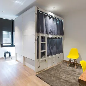 Airhostel Barcelona Airport 24h Hostel